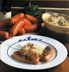Salade de choucroute crue aux cervelas